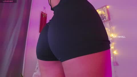 Nicolle online show from 06/17/26, 01:08