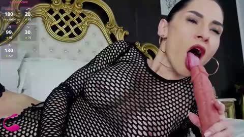 Nicolle online show from 02/06/26, 07:34