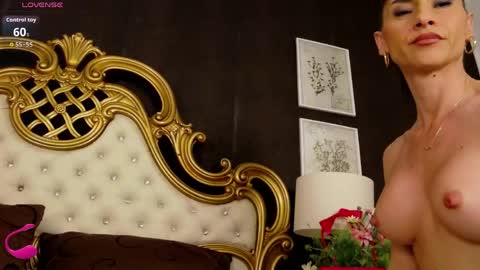 Nicolle online show from 04/23/26, 12:29