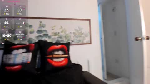 Nicolle Lima online show from 02/20/25, 02:18