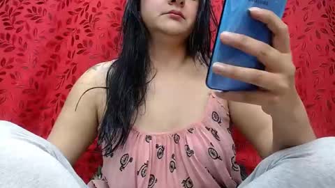 NICOLLE online show from 10/17/25, 09:50