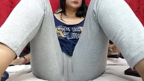 NICOLLE online show from 04/04/26, 09:12