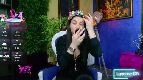 Nicolle online show from 03/27/26, 10:37