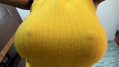 nicollesofia3 online show from 03/06/25, 11:53