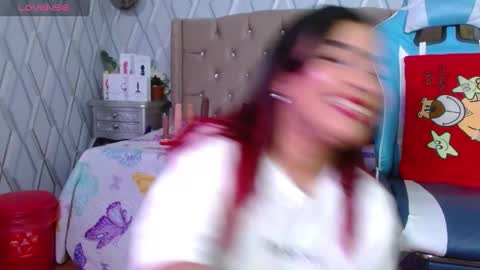 Nicolle Miley online show from 02/28/25, 02:42