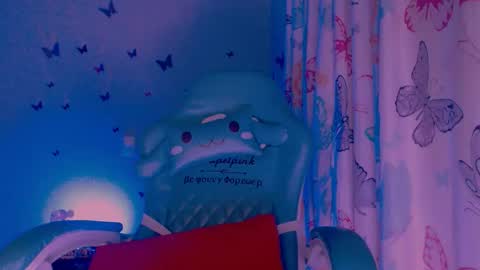 Nicolle Miley online show from 04/03/26, 11:58