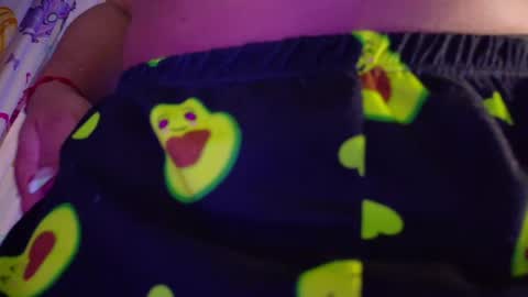 Nicolle Miley online show from 04/22/26, 12:46