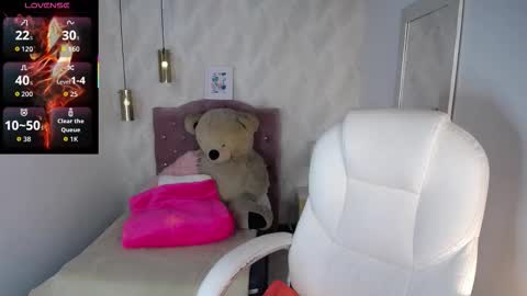 Nicollet online show from 03/06/26, 03:25