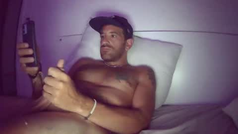 nicolove4272 online show from 03/18/26, 11:41