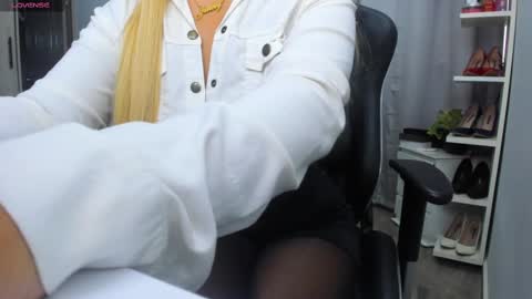 Nicol online show from 09/18/25, 01:35