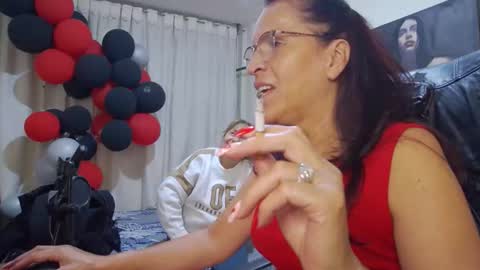 nicoltatiana_ online show from 04/29/26, 12:05