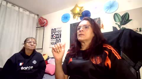 nicoltatiana_ online show from 06/23/26, 11:36