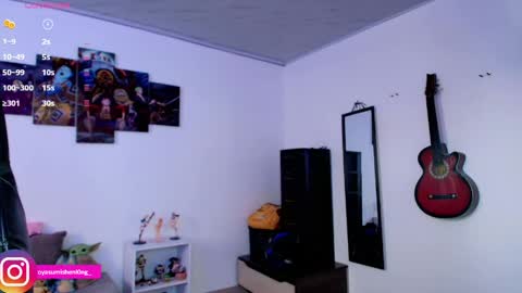 Lizzie online show from 04/22/26, 07:37