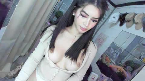 JIAN online show from 01/10/25, 02:57