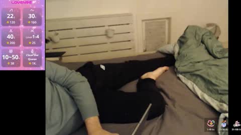 Snapshot of nielsgellen chatting on 10/10/25, 08:52 nielsgellen online show from 10/10/25, 08:52