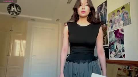 Snapshot of nievesshippey chatting on 07/15/26, 09:03 Hanna online show from 07/15/26, 09:03