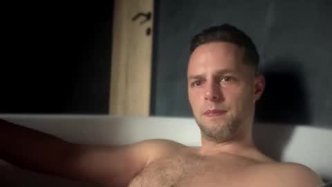 nigel49 online show from 12/05/24, 12:11