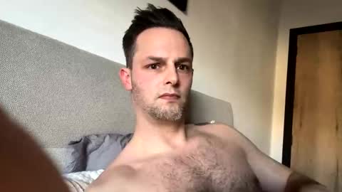 nigel49 online show from 12/02/25, 01:05