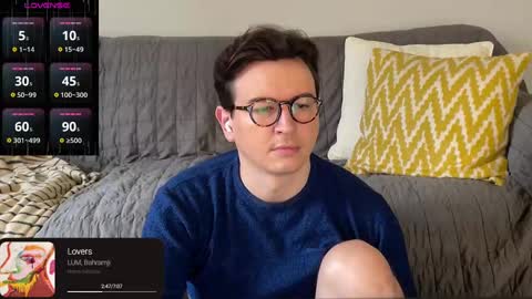 Snapshot of nigelhart chatting on 12/29/24, 05:22 Nigel Hart online show from 12/29/24, 05:22