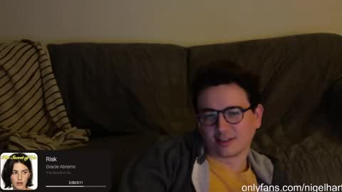 Snapshot of nigelhart chatting on 01/01/25, 05:01 Nigel Hart online show from 01/01/25, 05:01