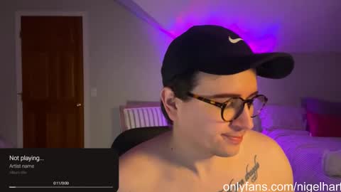 Snapshot of nigelhart chatting on 01/25/25, 02:04 Nigel Hart online show from 01/25/25, 02:04