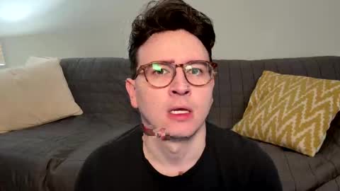 Snapshot of nigelhart chatting on 03/11/25, 12:54 Nigel Hart online show from 03/11/25, 12:54