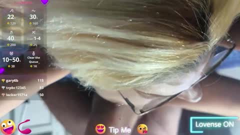 night_love34 online show from 10/03/25, 07:16