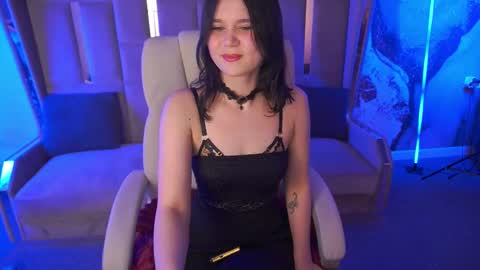 Aylin online show from 11/30/25, 09:30