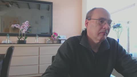 nightkeeper63 online show from 02/04/25, 12:44