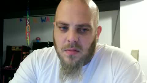 Snapshot of nightlifecouple chatting on 01/07/25, 05:01 nightlifecouple online show from 01/07/25, 05:01