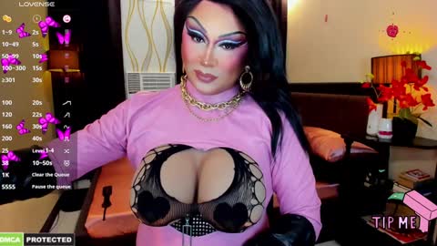 Snapshot of nightmare_natalia chatting on 12/10/24, 09:22 Natalia online show from 12/10/24, 09:22