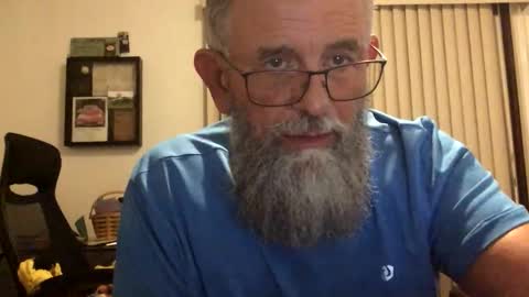 nightmoves1970 online show from 10/21/25, 04:13