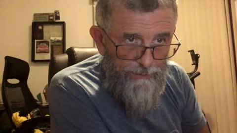 nightmoves1970 online show from 10/22/25, 12:44