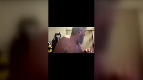 nightmoves1970 online show from 04/25/26, 02:25