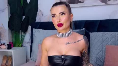 Iris online show from 12/05/25, 09:29