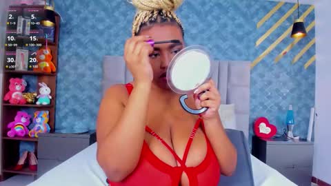 NiiaMoore online show from 03/27/26, 07:24