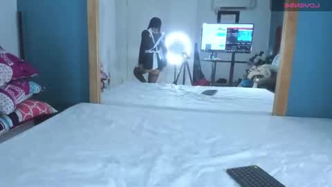 Snapshot of niinaink chatting on 02/04/25, 11:49 NINAINK online show from 02/04/25, 11:49