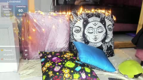 Snapshot of niinaink chatting on 02/08/25, 03:00 NINAINK online show from 02/08/25, 03:00