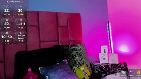 Snapshot of niinaink chatting on 02/17/25, 03:31 NINAINK online show from 02/17/25, 03:31