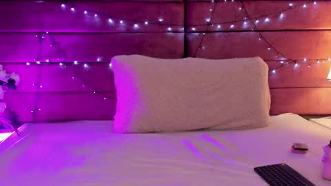 Snapshot of niinaink chatting on 03/03/25, 10:17 NINAINK online show from 03/03/25, 10:17