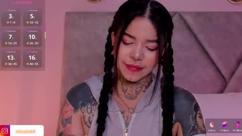 Snapshot of niinaink chatting on 10/12/25, 03:00 NINAINK online show from 10/12/25, 03:00