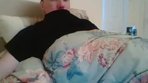 Snapshot of nijinsky11 chatting on 05/10/26, 05:40 Nijinsky11 online show from 05/10/26, 05:40