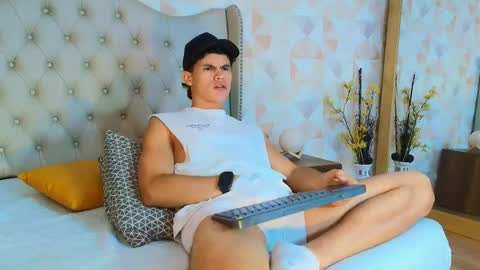 Nick  online show from 04/28/26, 09:09