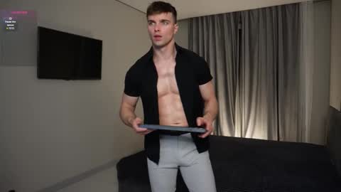 Nik online show from 02/25/26, 04:16