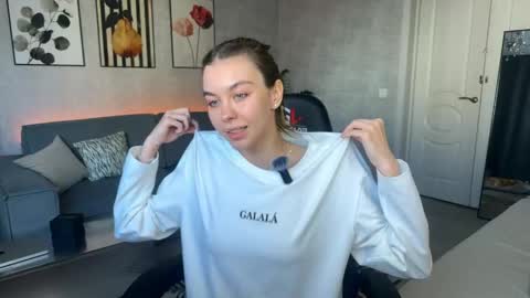 Snapshot of nika_lodge_official chatting on 05/30/26, 01:08 Russian sweet baby online show from 05/30/26, 01:08