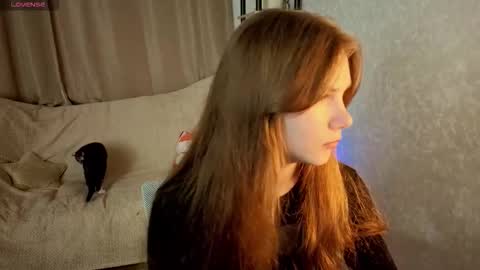 Snapshot of nika_omg chatting on 09/09/25, 06:40 Nika online show from 09/09/25, 06:40