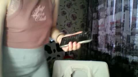 nika_smily online show from 12/03/25, 10:02