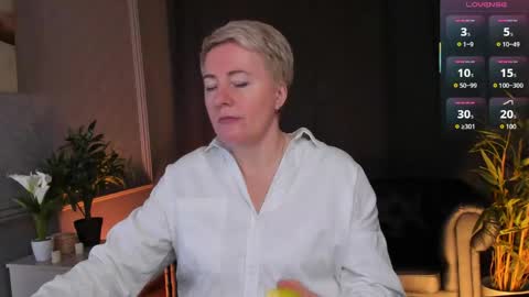 Nika online show from 04/18/26, 05:22