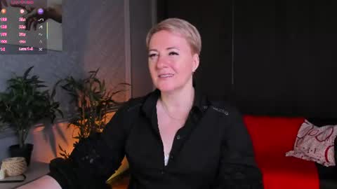 Snapshot of nika_smit chatting on 06/13/26, 05:05 Nika online show from 06/13/26, 05:05