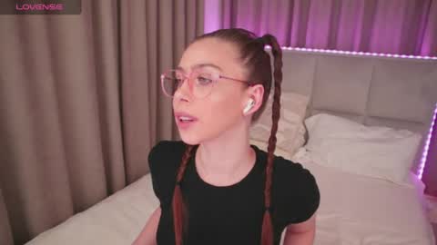 Nika online show from 06/29/26, 12:39
